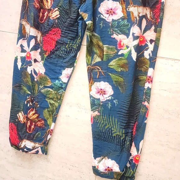 Sheike Pants + Headband - Picture 11 of 12